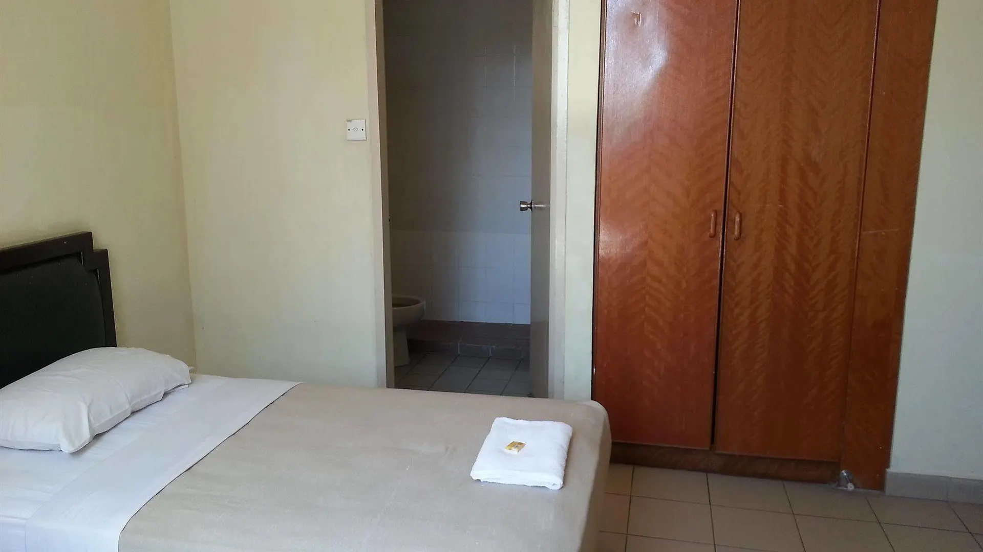 Iskandar Sinsuran Guesthouse Kota Kinabalu Guest house